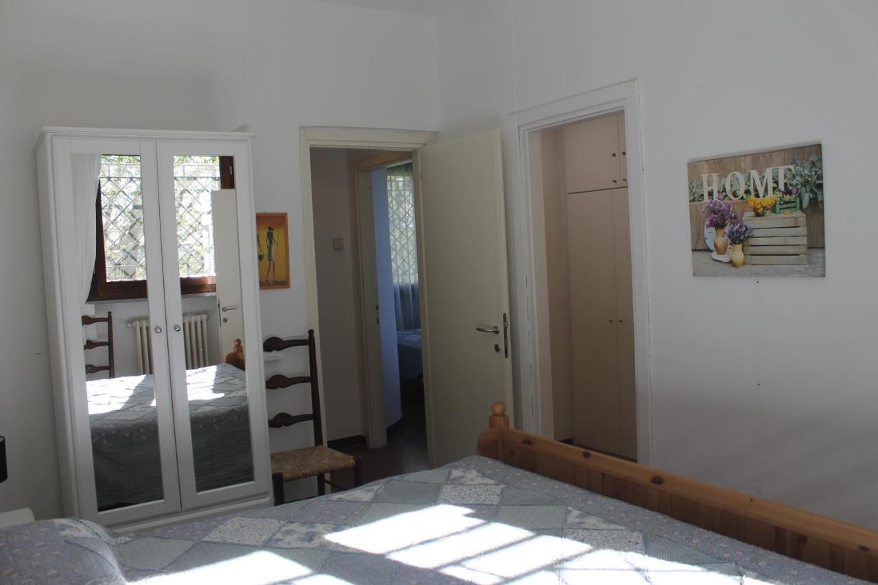 Casa Vacanze Tana Della Volpe Ispra Zewnętrze zdjęcie