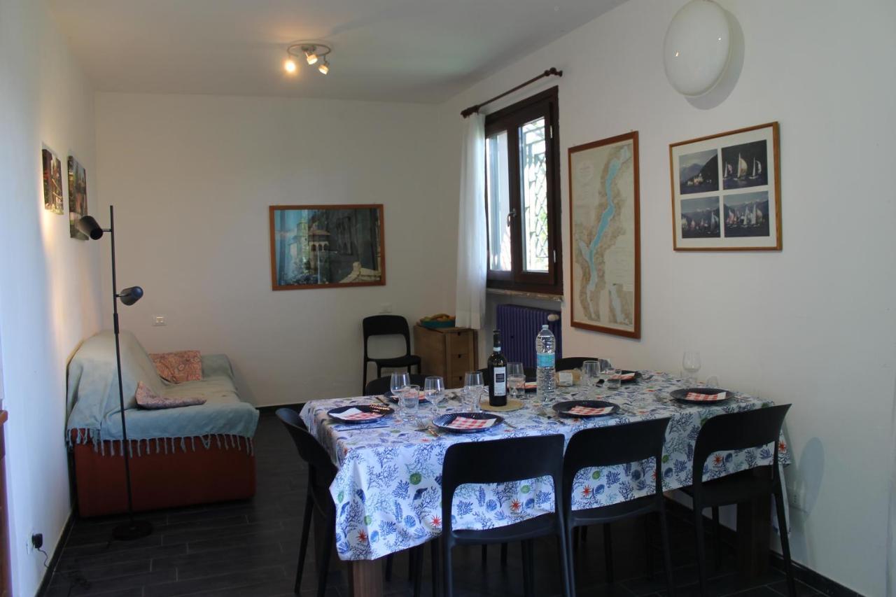 Casa Vacanze Tana Della Volpe Ispra Zewnętrze zdjęcie